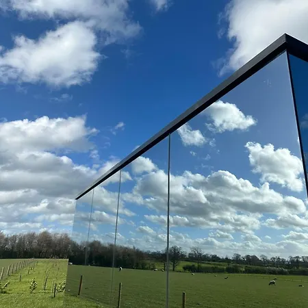 Ewe And Me Glamping مكان تخييم نورثاليرتون